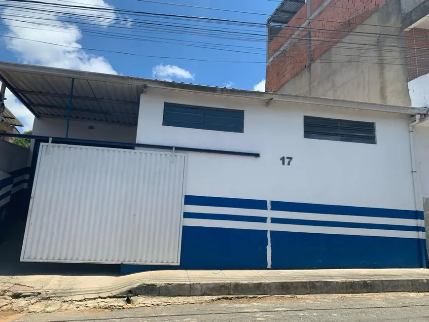 Foto 1 de Galpão/Depósito/Armazém à venda, 200m² em São Pedro, Juiz de Fora