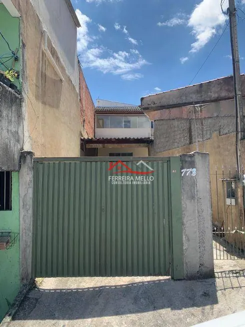 Foto 1 de Sobrado com 2 Quartos à venda, 100m² em Serpa, Caieiras