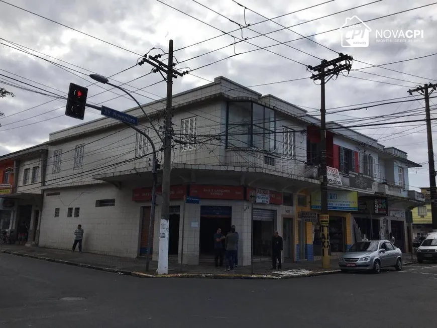 Foto 1 de Sala Comercial para alugar, 40m² em Centro, São Vicente