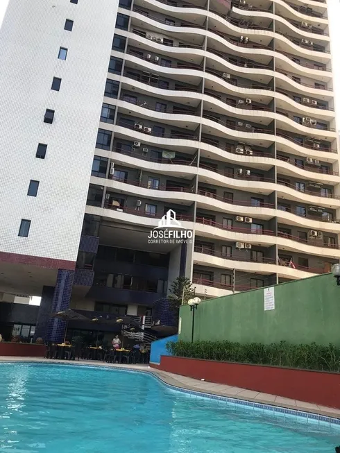 Foto 1 de Apartamento com 2 Quartos à venda, 70m² em Meireles, Fortaleza