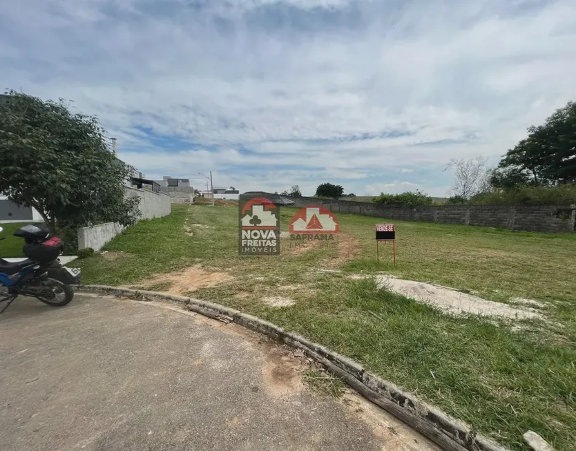 Foto 1 de Lote/Terreno à venda, 539m² em Bairro do Grama, Caçapava