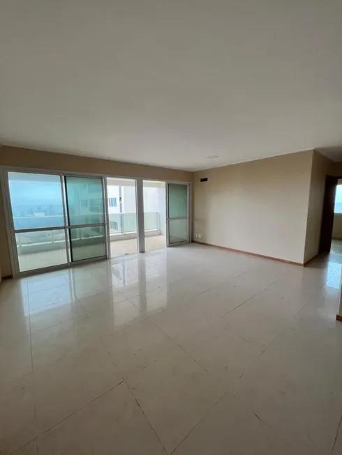 Foto 1 de Apartamento com 3 Quartos à venda, 142m² em Pituaçu, Salvador