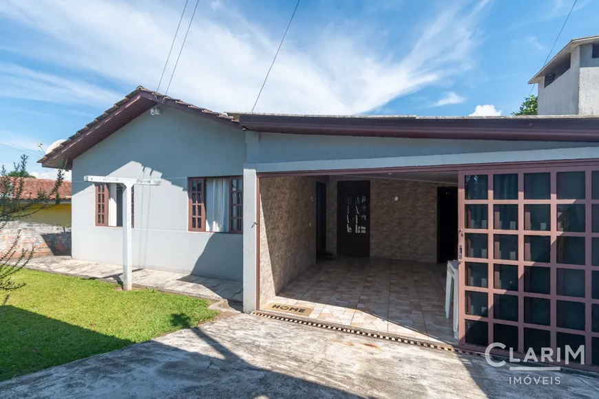 Foto 1 de Casa com 2 Quartos à venda, 360m² em Rivabem, Campo Largo