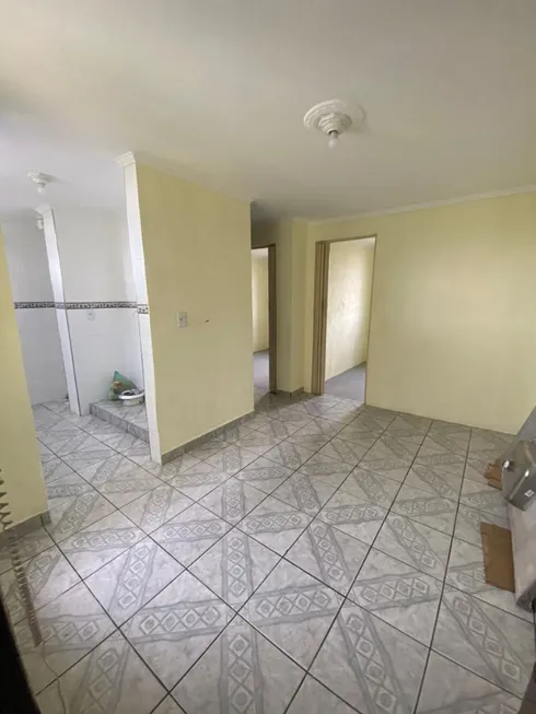 Foto 1 de Apartamento com 2 Quartos à venda, 40m² em Conjunto Habitacional Castro Alves, São Paulo