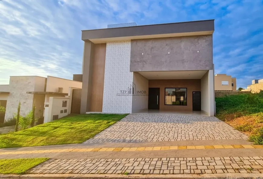 Foto 1 de Casa de Condomínio com 3 Quartos à venda, 161m² em Jardins Bolonha, Senador Canedo