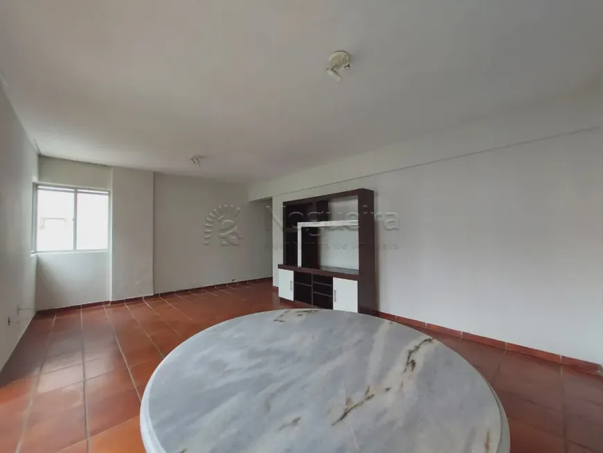 Foto 1 de Apartamento com 2 Quartos à venda, 133m² em Boa Viagem, Recife