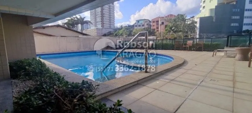 Foto 1 de Apartamento com 3 Quartos à venda, 150m² em Pituaçu, Salvador