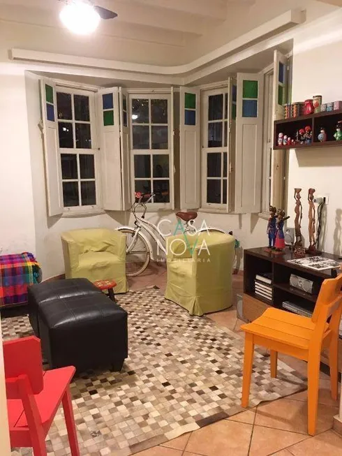 Foto 1 de Sobrado com 3 Quartos à venda, 160m² em Itararé, São Vicente