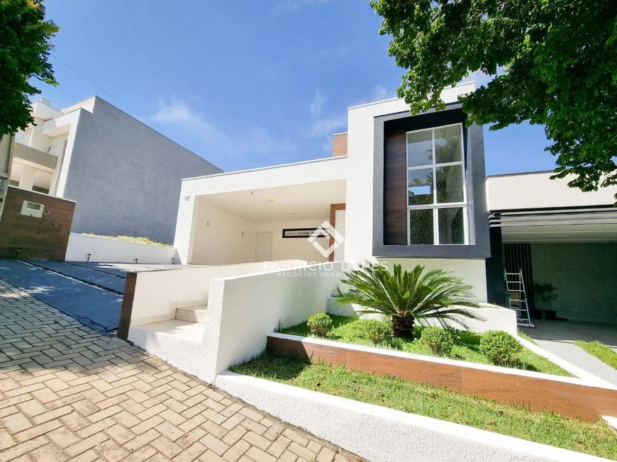 Foto 1 de Casa de Condomínio com 3 Quartos à venda, 160m² em Villa Branca, Jacareí