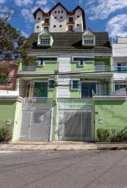 Foto 1 de Sobrado com 4 Quartos à venda, 216m² em Centro, Santo André