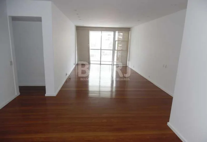 Foto 1 de Apartamento com 4 Quartos à venda, 165m² em Lagoa, Rio de Janeiro