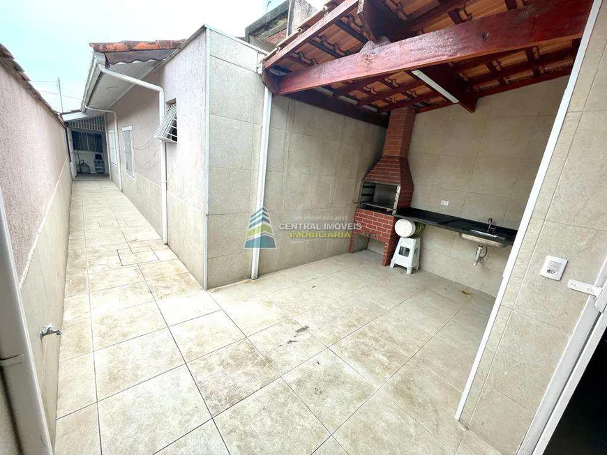 Foto 1 de Casa com 2 Quartos à venda, 101m² em Maracanã, Praia Grande