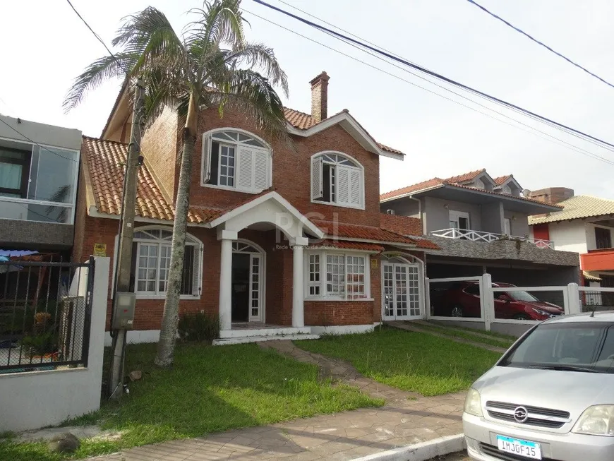 Foto 1 de Casa com 6 Quartos à venda, 234m² em Capao Novo, Capão da Canoa