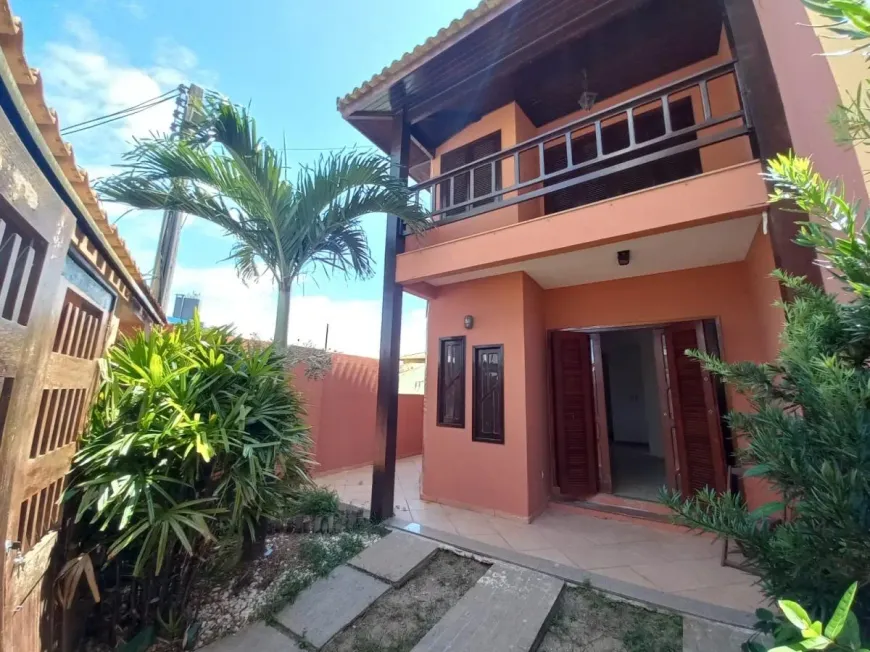 Foto 1 de Casa com 3 Quartos à venda, 262m² em Glória, Macaé