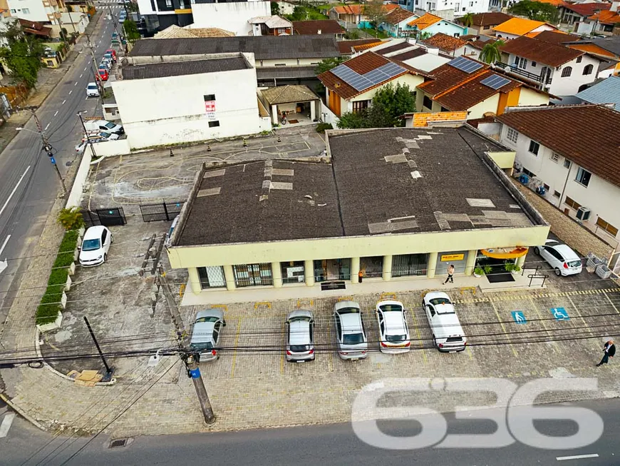 Foto 1 de Imóvel Comercial com 2 Quartos à venda, 313m² em Iririú, Joinville