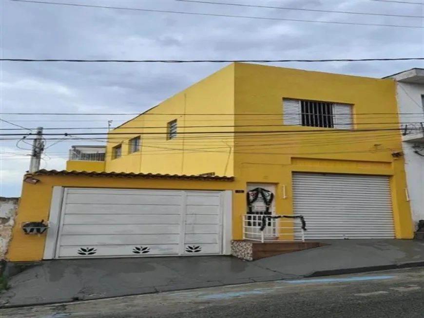 Foto 1 de Sobrado com 2 Quartos à venda, 240m² em Vila Rio Branco, São Paulo