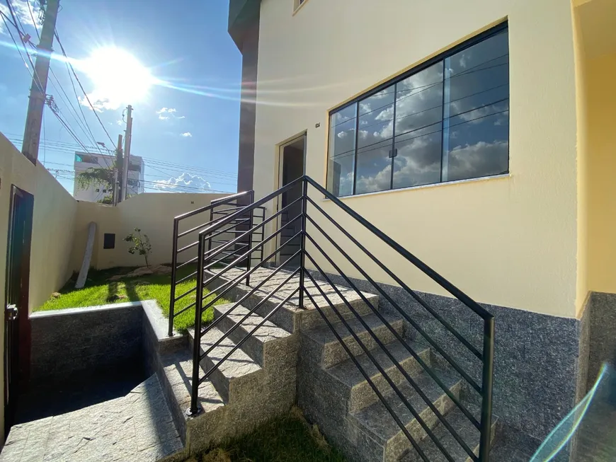 Foto 1 de Casa com 2 Quartos à venda, 137m² em Paquetá, Belo Horizonte