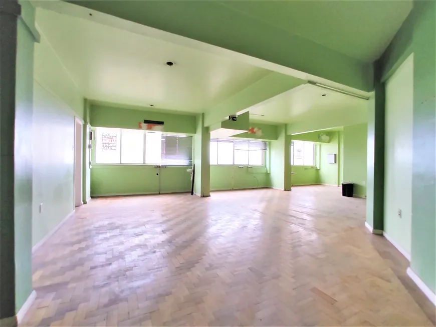 Foto 1 de Sala Comercial para alugar, 66m² em Centro, Porto Alegre