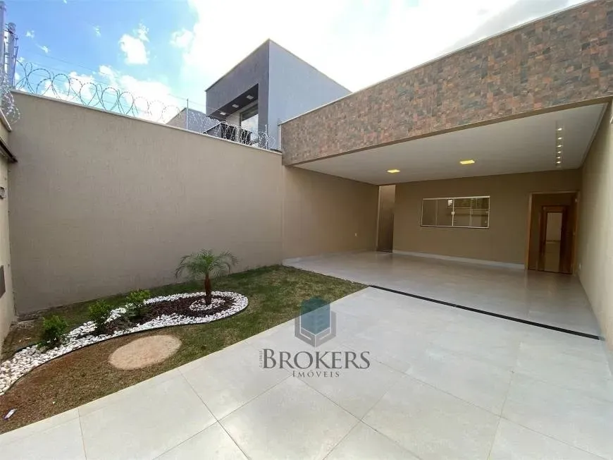 Foto 1 de Casa com 3 Quartos à venda, 125m² em Moinho dos Ventos, Goiânia