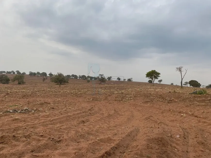 Foto 1 de Fazenda/Sítio com 5 Quartos à venda, 125100m² em Centro, Coxim