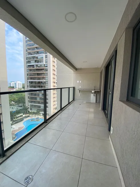 Foto 1 de Apartamento com 3 Quartos à venda, 82m² em Recreio Dos Bandeirantes, Rio de Janeiro