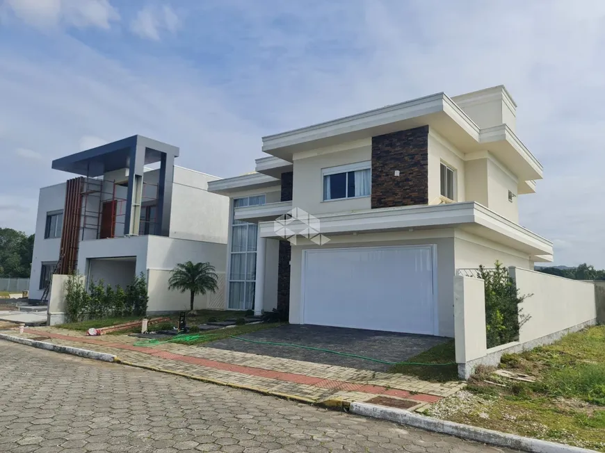 Foto 1 de Casa de Condomínio com 3 Quartos à venda, 195m² em Joáia, Tijucas