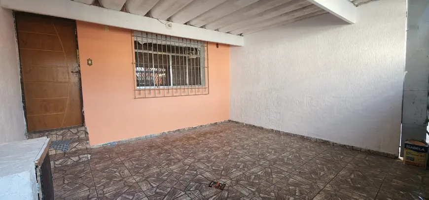 Foto 1 de Casa com 2 Quartos à venda, 100m² em Santo Antônio, Osasco