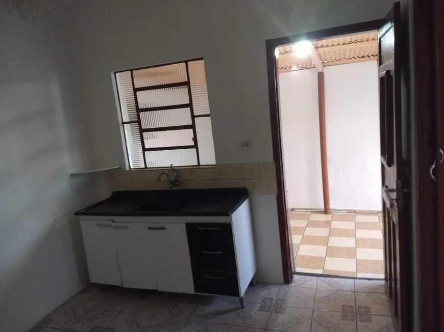 Foto 1 de Casa com 1 Quarto à venda, 60m² em Quitaúna, Osasco
