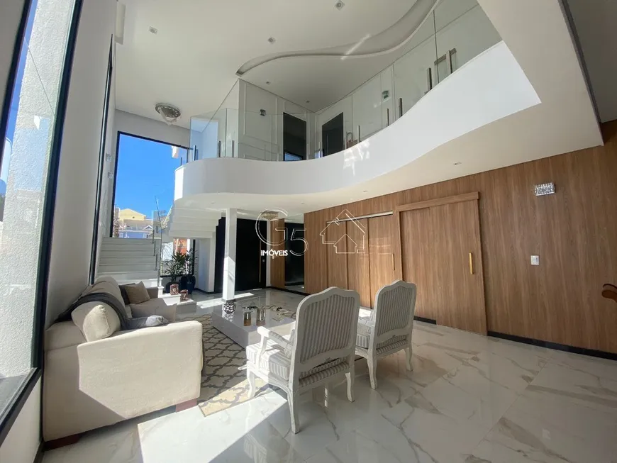 Foto 1 de Casa de Condomínio com 3 Quartos à venda, 360m² em Jardim Novo Mundo, Jundiaí