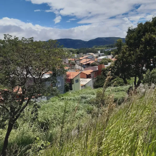 Foto 1 de Lote/Terreno à venda, 356m² em Horto Santo Antonio, Jundiaí