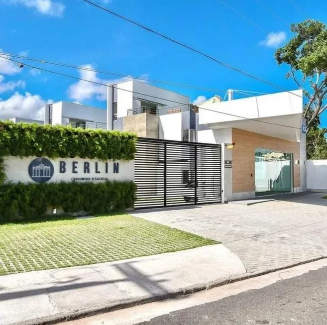 Foto 1 de Apartamento com 4 Quartos à venda, 199m² em Recanto dos Vinhais, São Luís