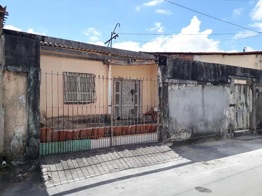 Foto 1 de Casa com 2 Quartos à venda, 65m² em Prefeito José Walter, Fortaleza