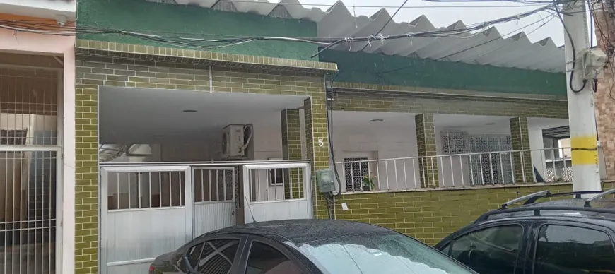 Foto 1 de Casa com 3 Quartos à venda, 200m² em Piedade, Rio de Janeiro