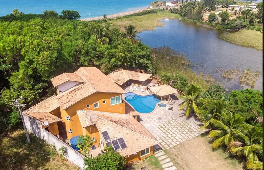 Foto 1 de Casa com 6 Quartos à venda, 1000m² em Meaipe, Guarapari