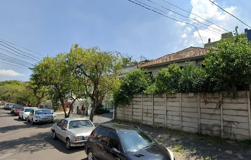 Foto 1 de Lote/Terreno à venda, 299m² em São Geraldo, Porto Alegre