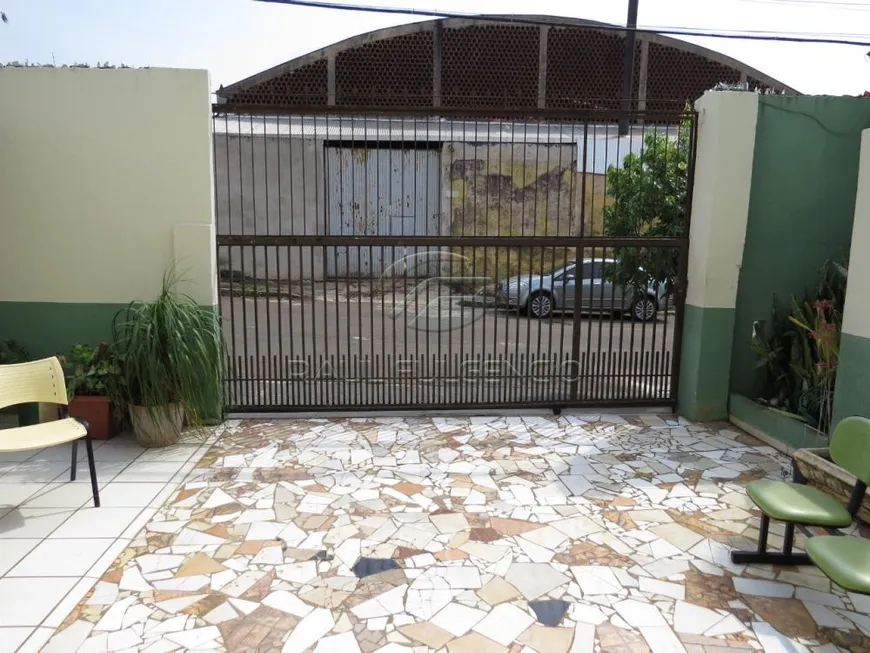 Foto 1 de Galpão/Depósito/Armazém à venda, 250m² em Waldemar Hauer, Londrina