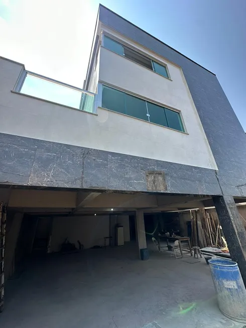 Foto 1 de Cobertura com 3 Quartos à venda, 135m² em Santa Mônica, Belo Horizonte