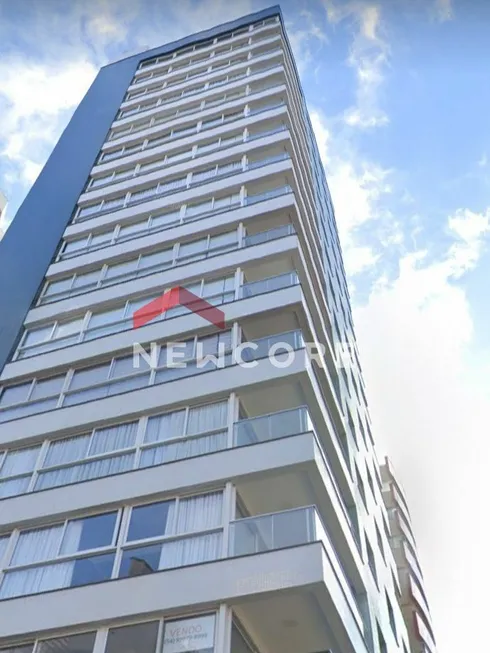Foto 1 de Apartamento com 3 Quartos à venda, 126m² em Centro, Torres