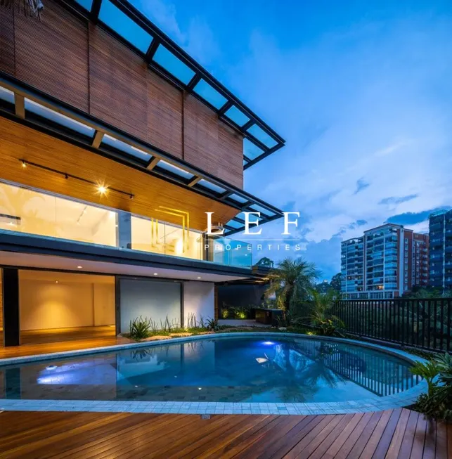 Foto 1 de Casa com 4 Quartos à venda, 661m² em Jardim Vitoria Regia, São Paulo