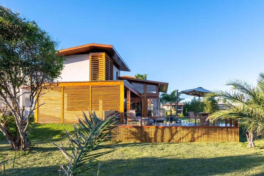 Foto 1 de Casa de Condomínio com 5 Quartos à venda, 600m² em Praia do Forte, Mata de São João