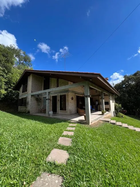 Foto 1 de Casa com 3 Quartos para alugar, 200m² em Pedancino, Caxias do Sul