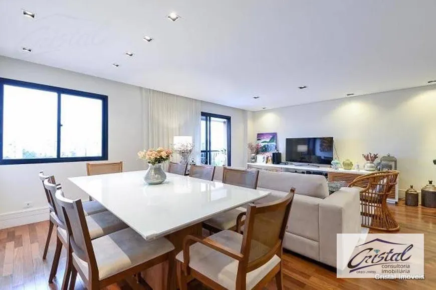 Foto 1 de Apartamento com 3 Quartos à venda, 140m² em Indianópolis, São Paulo