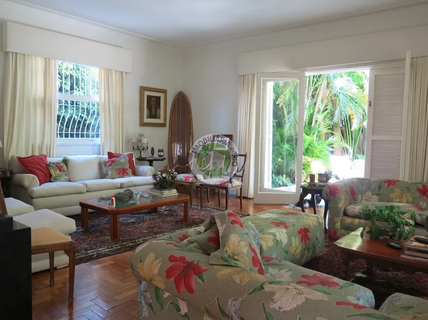 Foto 1 de Casa com 4 Quartos à venda, 296m² em Jardim Botânico, Rio de Janeiro