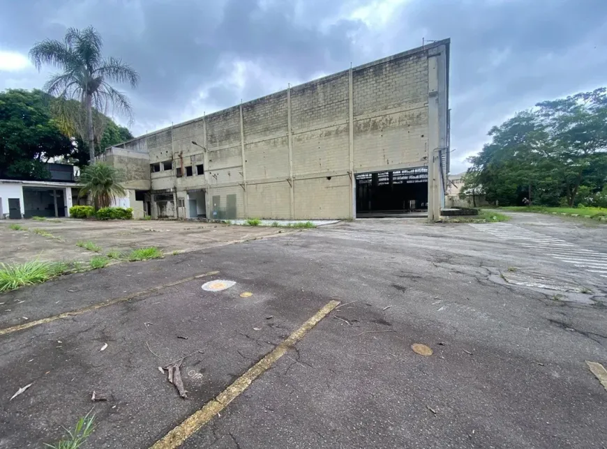 Foto 1 de Galpão/Depósito/Armazém para alugar, 30000m² em Vila Nogueira, Diadema