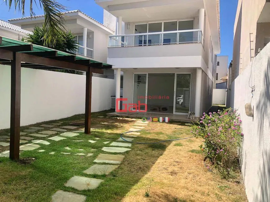 Foto 1 de Casa com 4 Quartos à venda, 160m² em Portinho, Cabo Frio