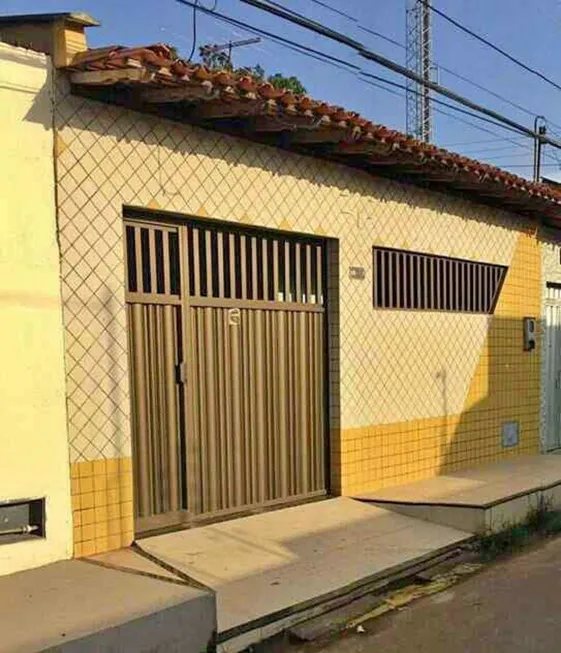 Foto 1 de Casa com 2 Quartos à venda, 10m² em , Abaetetuba