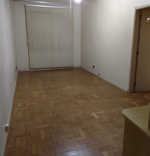 Foto 1 de Apartamento com 1 Quarto à venda, 54m² em Menino Deus, Porto Alegre