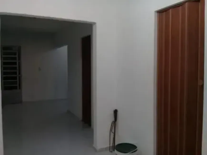 Foto 1 de Casa com 2 Quartos à venda, 180m² em Castanheira, Belém