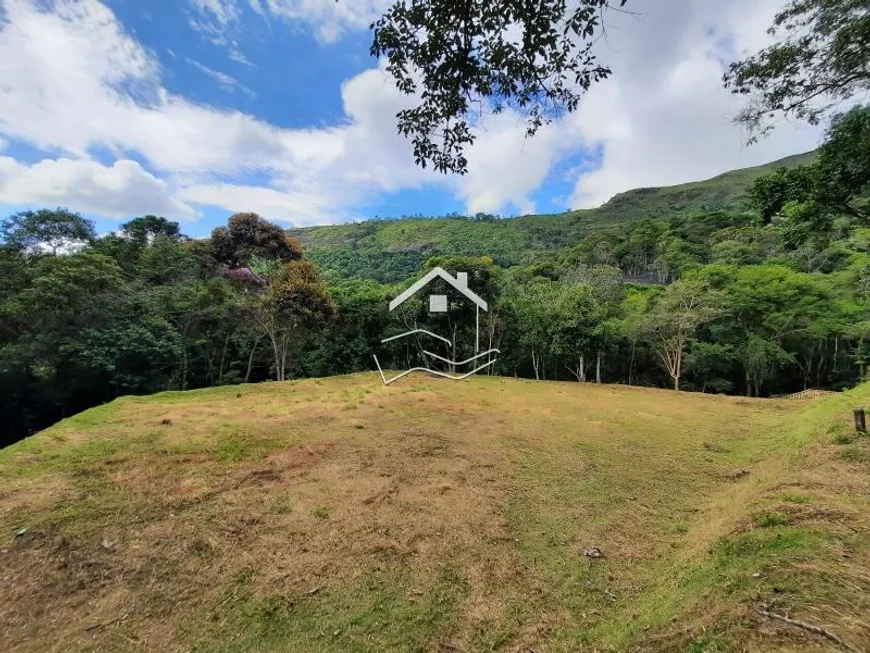 Foto 1 de Lote/Terreno à venda, 4200m² em Araras, Petrópolis