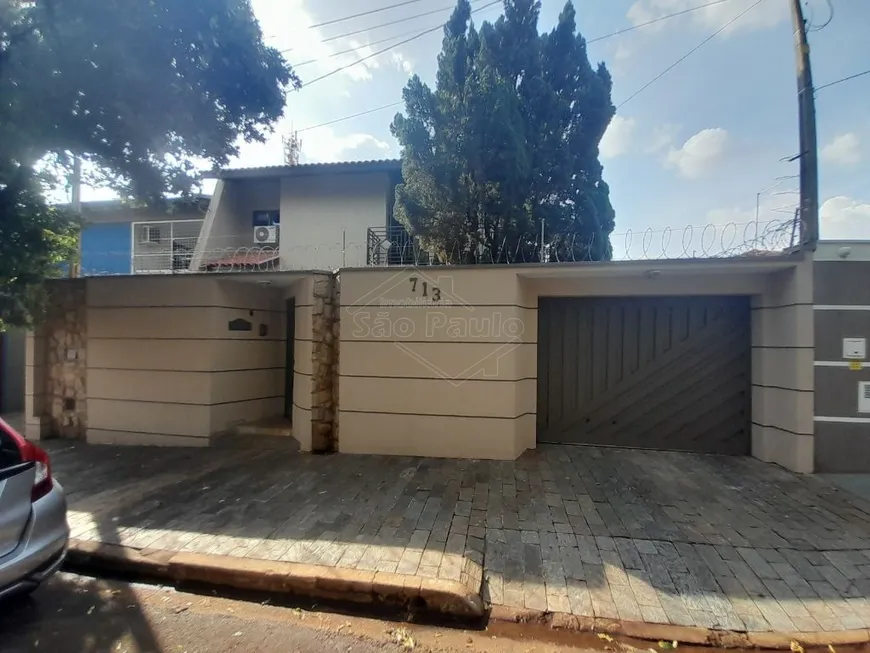 Foto 1 de Sobrado com 3 Quartos à venda, 370m² em Jardim Adalgisa, Araraquara